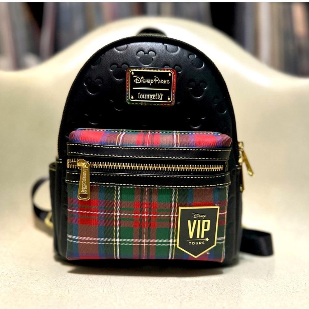 ✨ Disney VIP Loungefly Plaid Mini Backpack – Rare Exclusive! ✨
